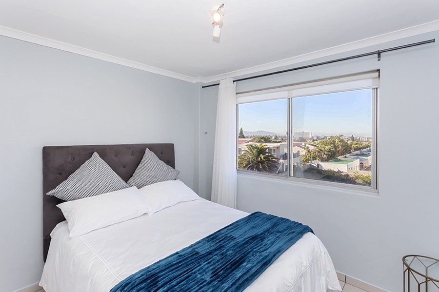 2 Bedroom Property for Sale in Bloubergstrand Western Cape